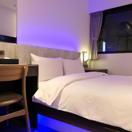 泊居旅店二館 Oursinn Hotel 2 Taipei Exteriör bild