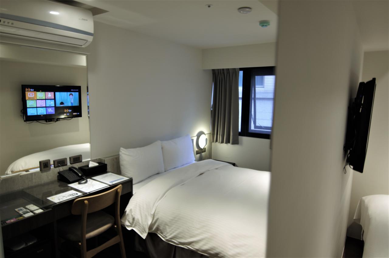 泊居旅店二館 Oursinn Hotel 2 Taipei Exteriör bild