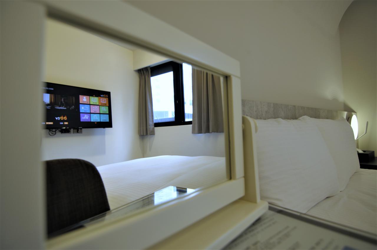 泊居旅店二館 Oursinn Hotel 2 Taipei Exteriör bild