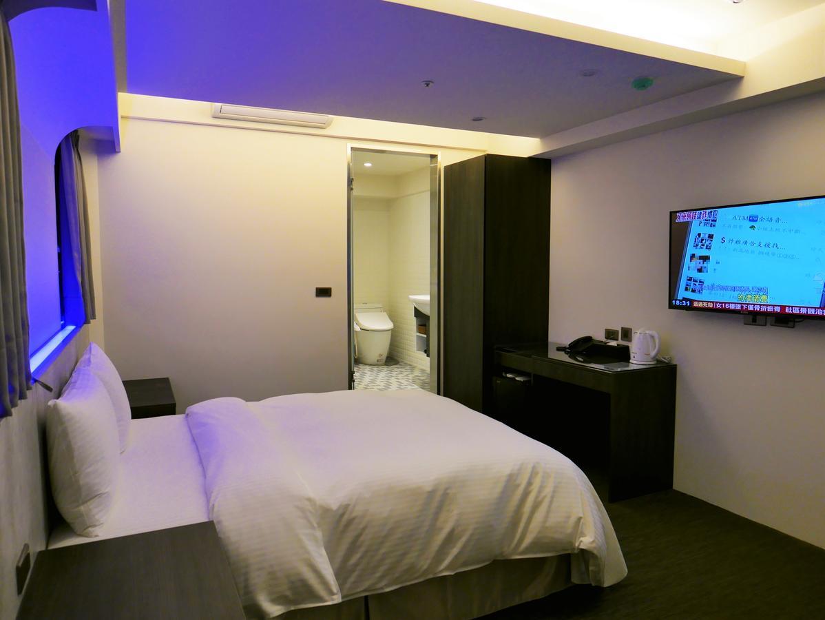 泊居旅店二館 Oursinn Hotel 2 Taipei Exteriör bild