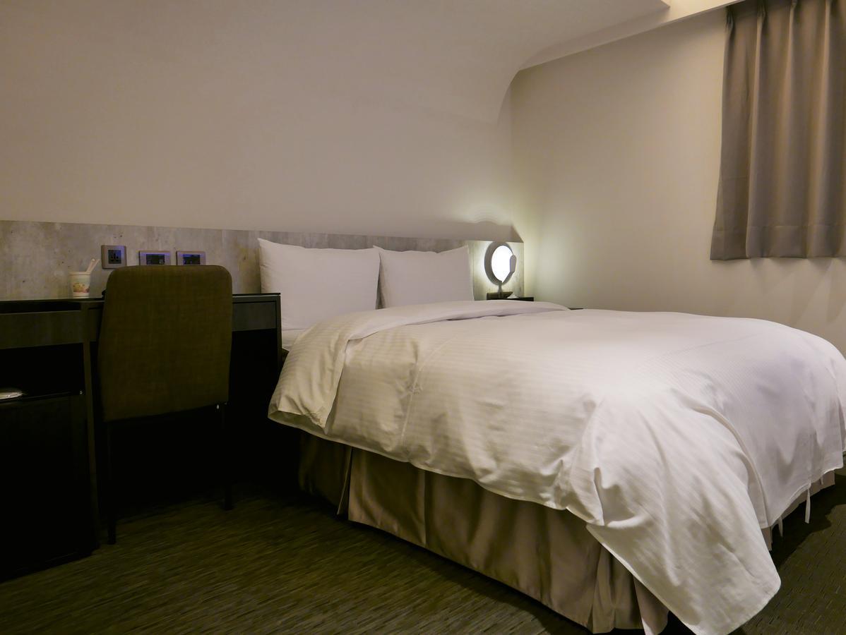 泊居旅店二館 Oursinn Hotel 2 Taipei Exteriör bild