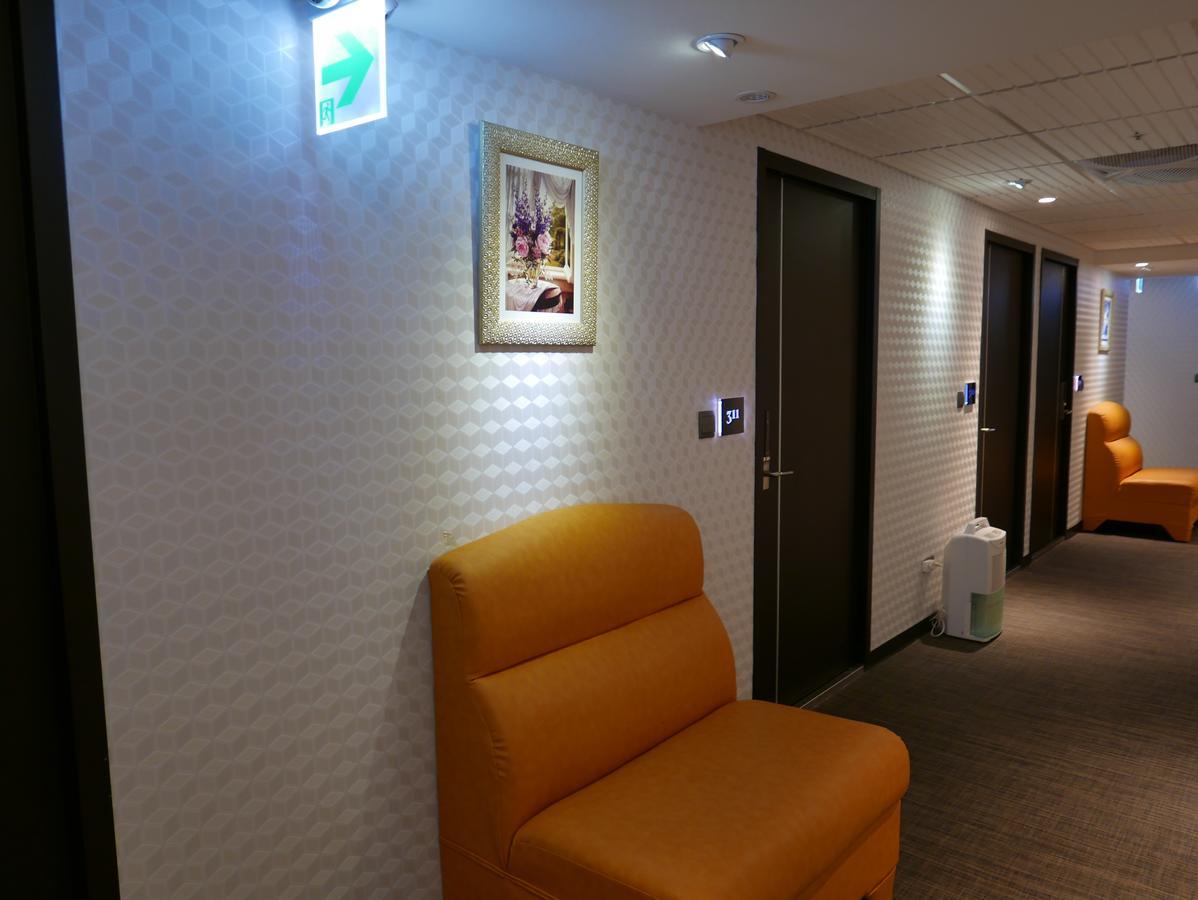 泊居旅店二館 Oursinn Hotel 2 Taipei Exteriör bild