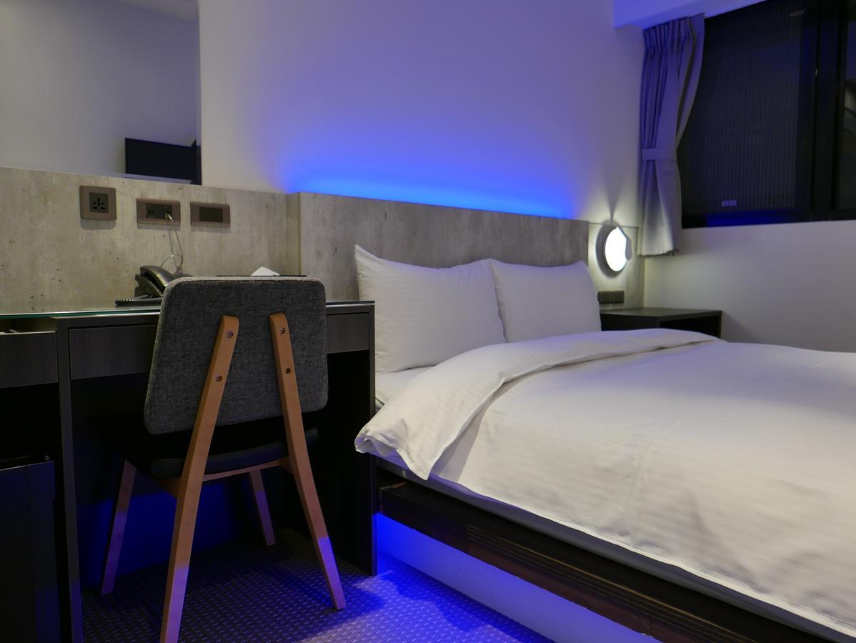 泊居旅店二館 Oursinn Hotel 2 Taipei Exteriör bild