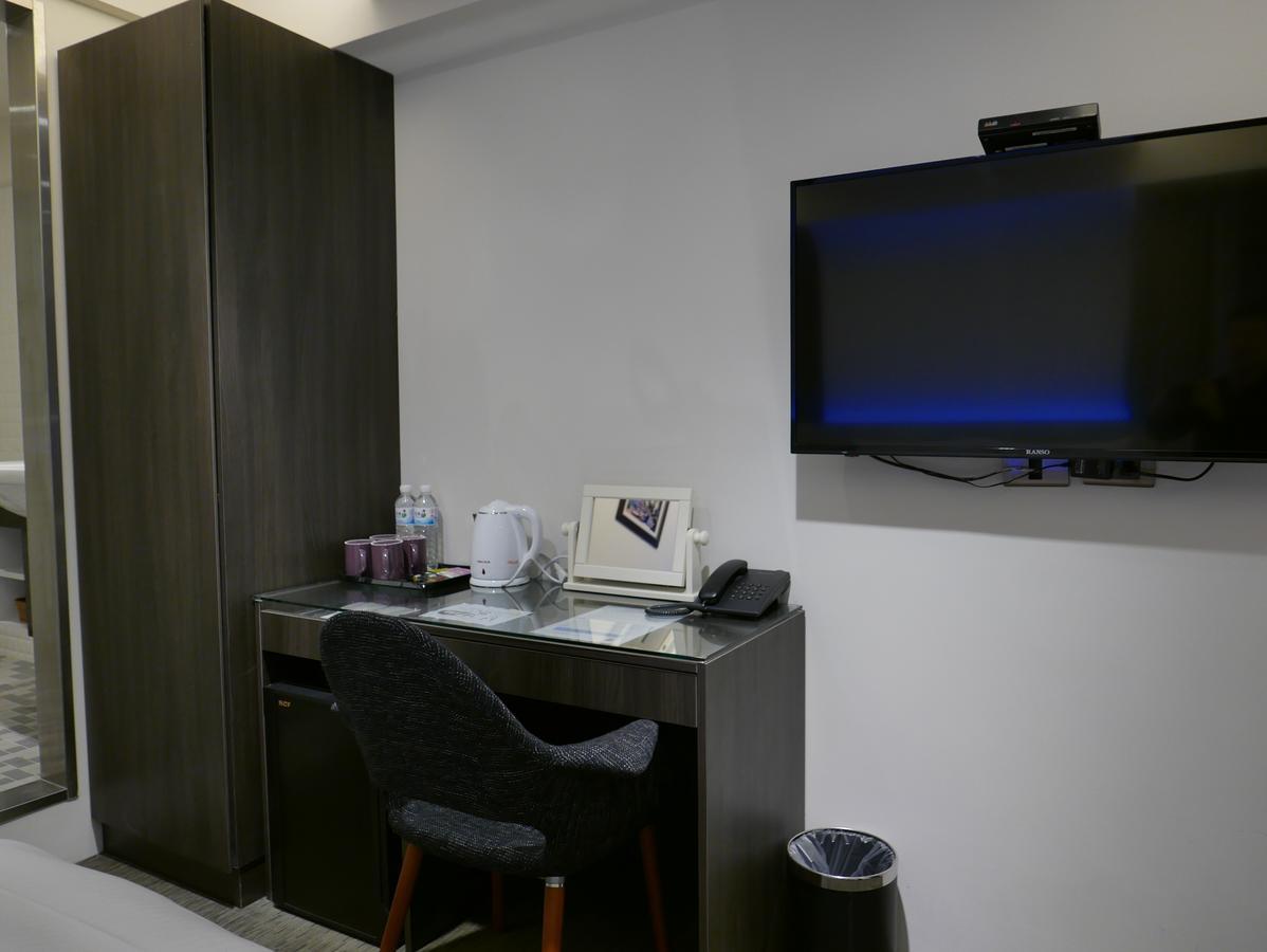 泊居旅店二館 Oursinn Hotel 2 Taipei Exteriör bild