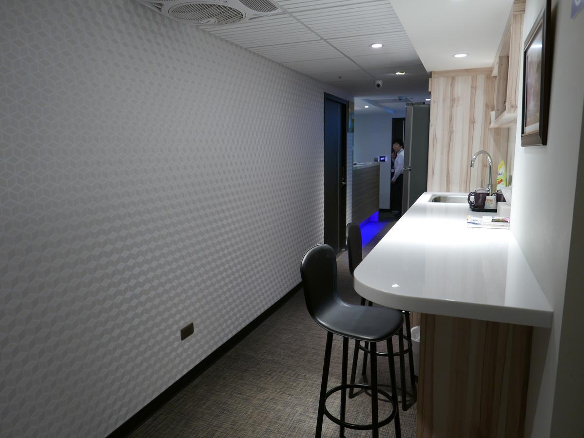 泊居旅店二館 Oursinn Hotel 2 Taipei Exteriör bild